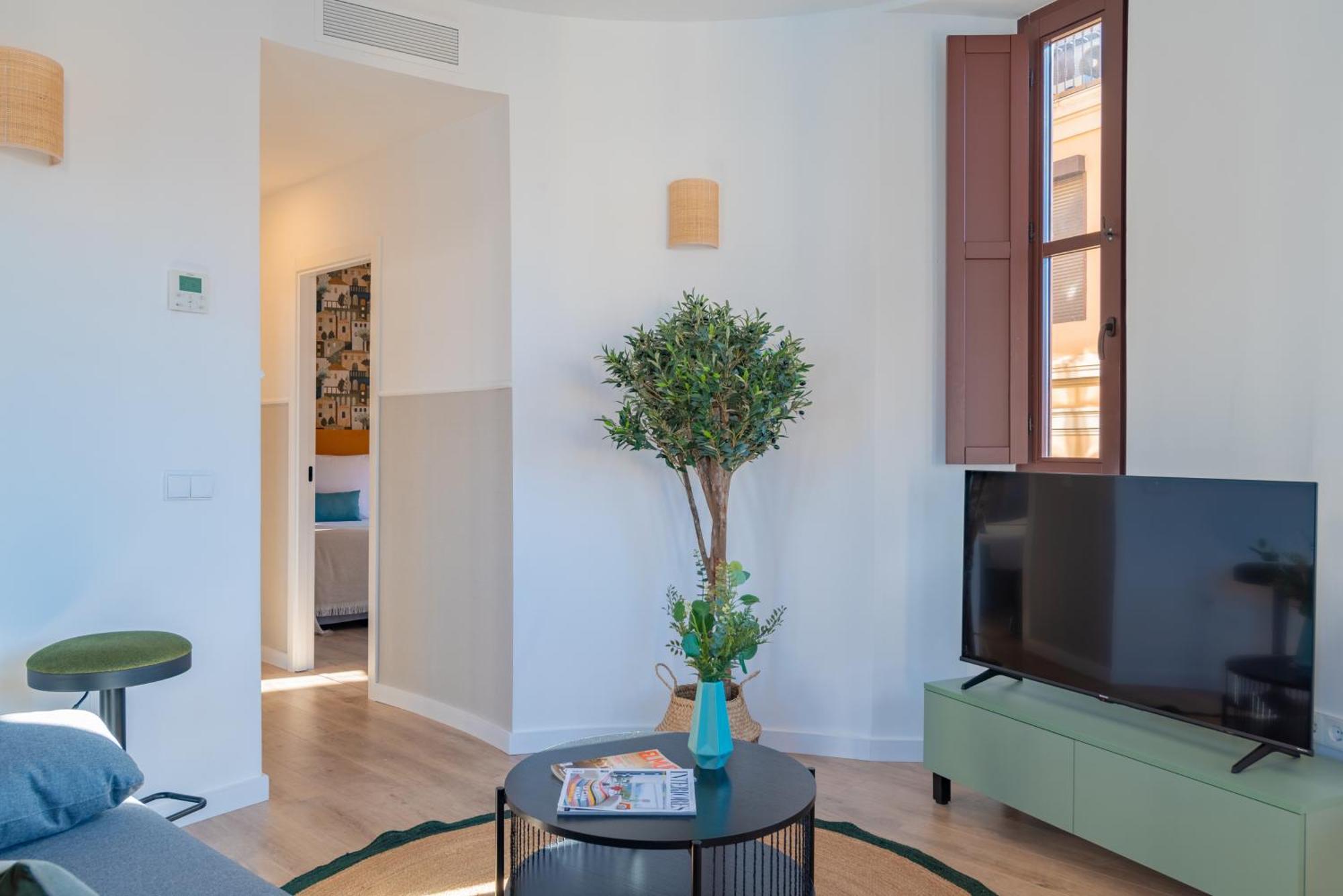 Feelathome Atarazanas Apartments Малага Экстерьер фото